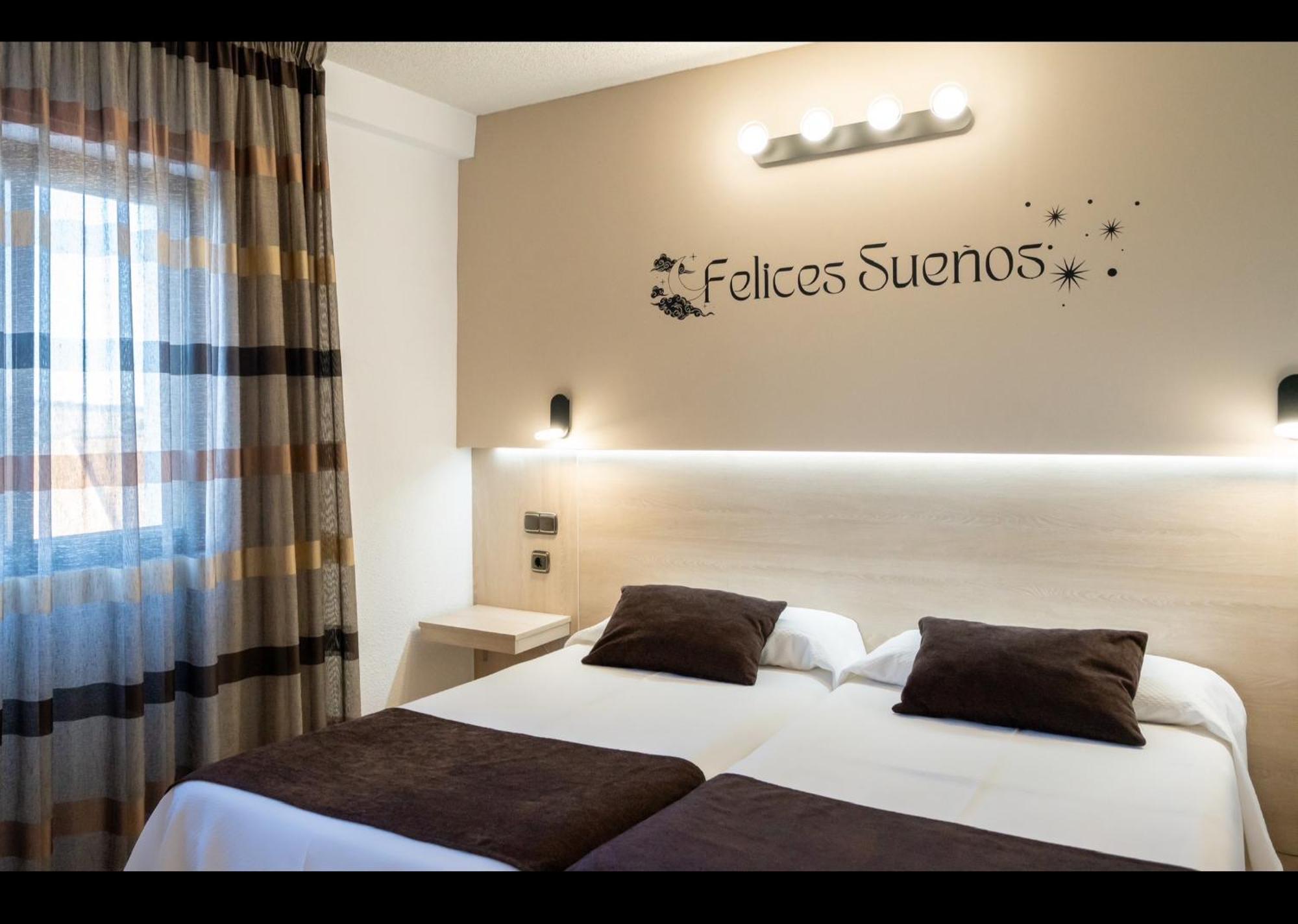 Hotel Mozarbez Salamanca Экстерьер фото