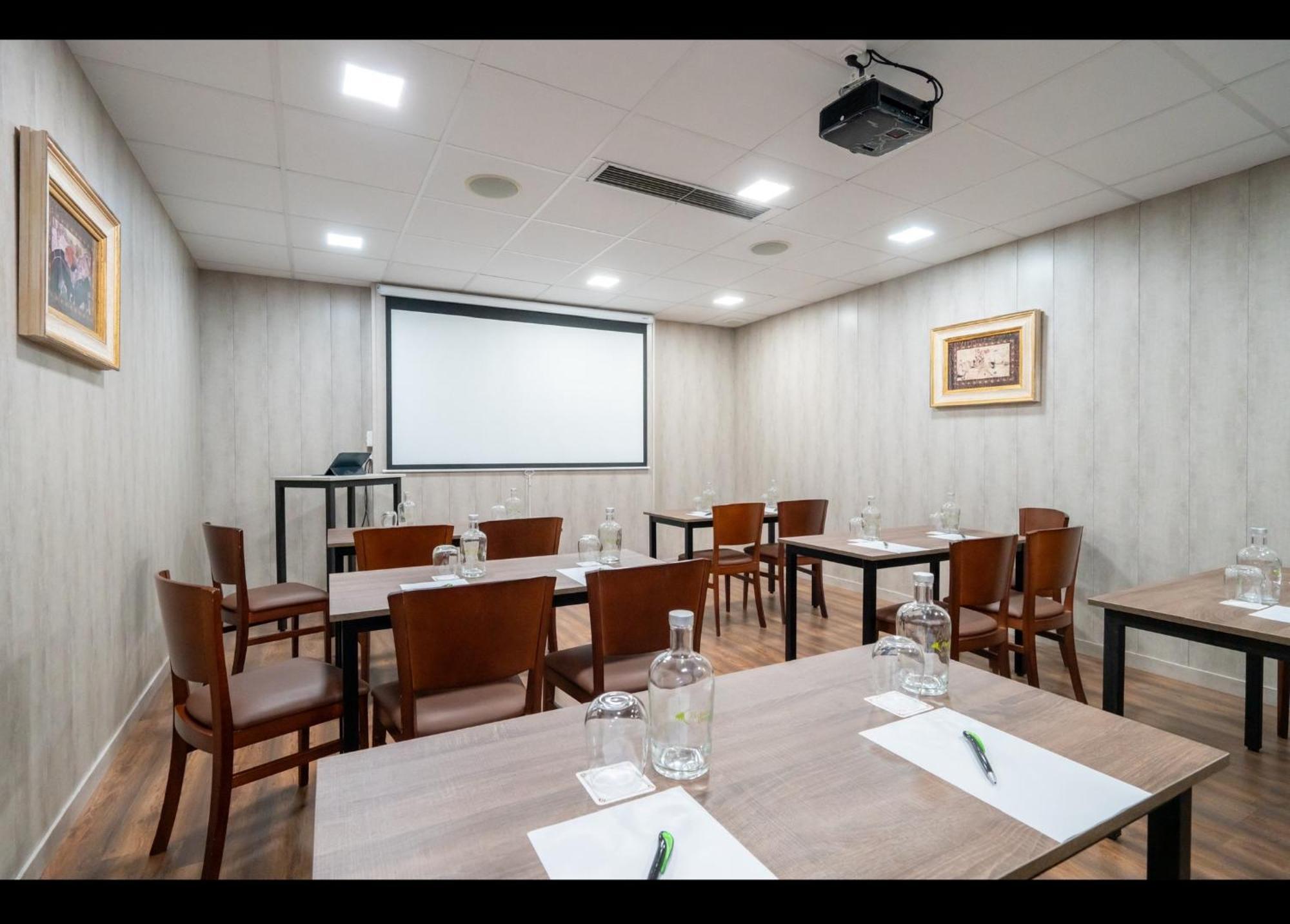 Hotel Mozarbez Salamanca Экстерьер фото